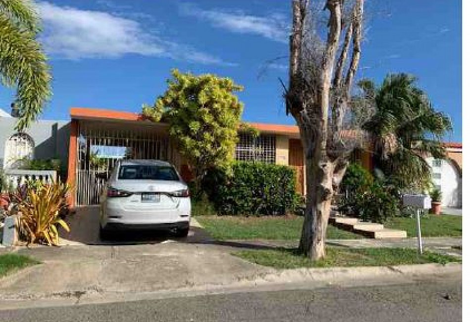 Residencia 3H/2B Los Caobos - Ponce
